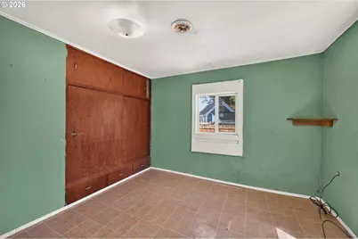 329 SW Harrison St, Sheridan, OR 97378 - Photo 23