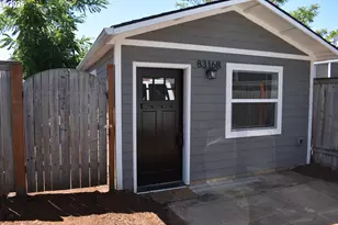 8316 SE Raymond Ct, Portland, OR 97266 - Photo 13