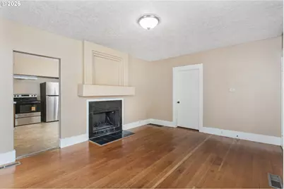 8316 SE Raymond Ct, Portland, OR 97266 - Photo 5