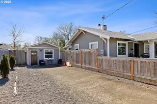 8316 SE Raymond Ct, Portland, OR 97266 - Photo 3