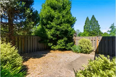 3823 NE 72nd Ave, Portland, OR 97213 - Photo 35