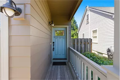 3823 NE 72nd Ave, Portland, OR 97213 - Photo 5