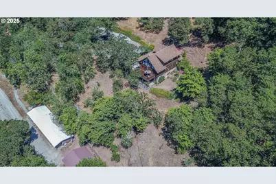 1138 Yokum Rd, Riddle, OR 97469 - Photo 29