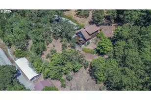 1138 Yokum Rd, Riddle, OR 97469 - Photo 29