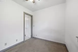 650 E Fairfield St, Gladstone, OR 97027 - Photo 17