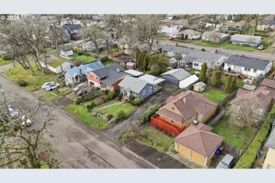 650 E Fairfield St, Gladstone, OR 97027 - Photo 35