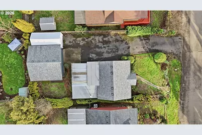 650 E Fairfield St, Gladstone, OR 97027 - Photo 31