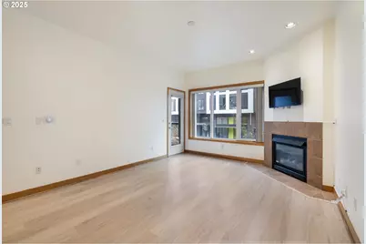 300 W 8th St #220, Vancouver, WA 98660 - Photo 5