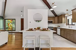 4131 SW Chesapeak Ave, Portland, OR 97239 - Photo 15