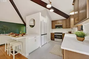 4131 SW Chesapeak Ave, Portland, OR 97239 - Photo 17