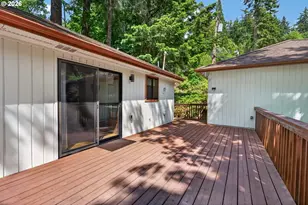 4131 SW Chesapeak Ave, Portland, OR 97239 - Photo 21