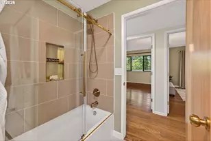 4131 SW Chesapeak Ave, Portland, OR 97239 - Photo 27
