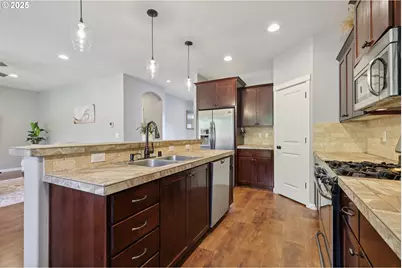 3520 N 6th Cir, Ridgefield, WA 98642 - Photo 9