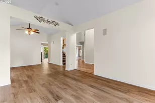 10900 NE 26th Ave, Vancouver, WA 98686 - Photo 7