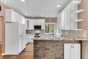 10900 NE 26th Ave, Vancouver, WA 98686 - Photo 11