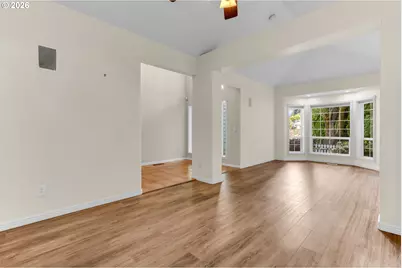 10900 NE 26th Ave, Vancouver, WA 98686 - Photo 9