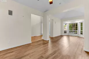 10900 NE 26th Ave, Vancouver, WA 98686 - Photo 9