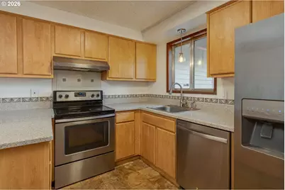 16007 NE Sacramento St, Portland, OR 97230 - Photo 7