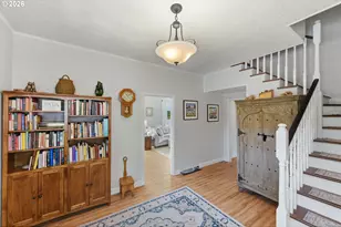 1542 Meade St, North Bend, OR 97459 - Photo 5