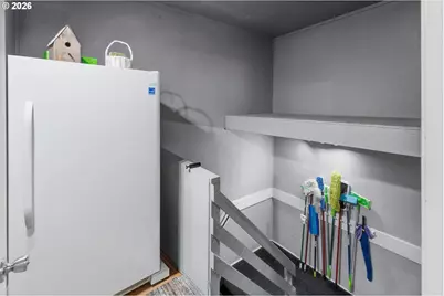 1542 Meade St, North Bend, OR 97459 - Photo 19