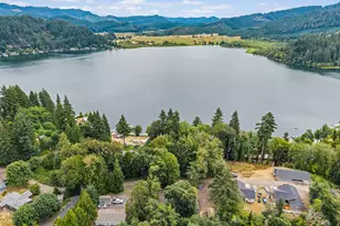 92705 Two Lks Ln, Blachly, OR 97412 - Photo 37