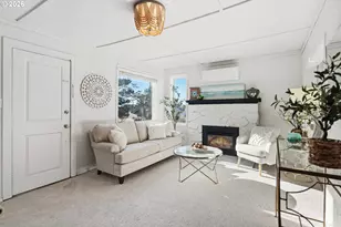 1523 NE 12th St, Lincoln City, OR 97367 - Photo 5