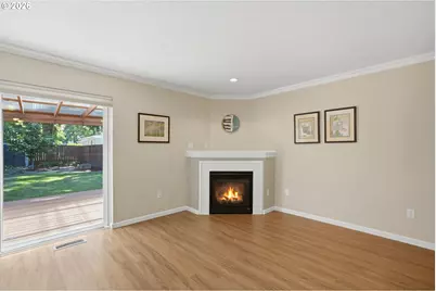1334 NE 118th Ave, Portland, OR 97220 - Photo 9