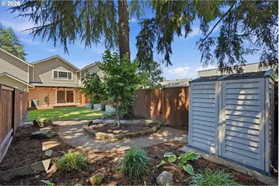 1334 NE 118th Ave, Portland, OR 97220 - Photo 33