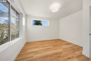 7332 SE Bybee Blvd, Portland, OR 97206 - Photo 9