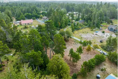 87905 Astor Ln, Bandon, OR 97411 - Photo 17