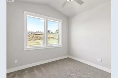 2213 E Juniper Cir #17, La Center, WA 98629 - Photo 23