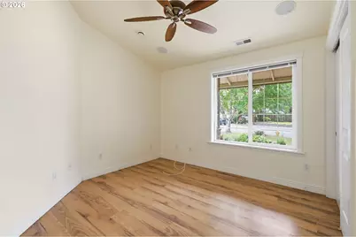 87661 Trek Dr, Veneta, OR 97487 - Photo 17