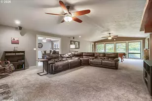 24217 NW Meuller Rd, Ridgefield, WA 98642 - Photo 9