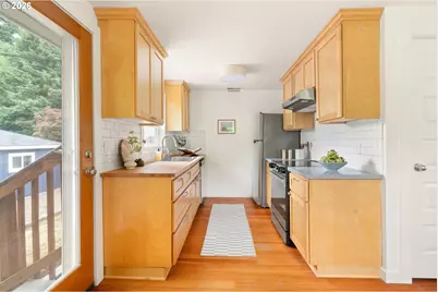 5910 NE 52nd Ave, Portland, OR 97218 - Photo 7