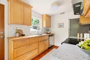5910 NE 52nd Ave, Portland, OR 97218 - Photo 5