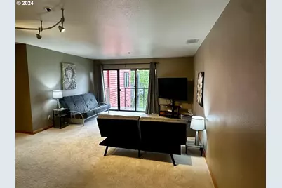 730 NW Naito Pkwy #E25, Portland, OR 97209 - Photo 21