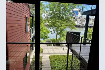 730 NW Naito Pkwy #E25, Portland, OR 97209 - Photo 15