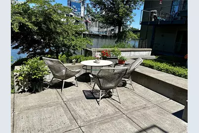 730 NW Naito Pkwy #E25, Portland, OR 97209 - Photo 37
