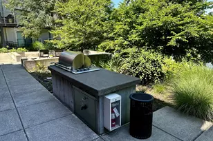 730 NW Naito Pkwy, Portland, OR 97209 - Photo 35