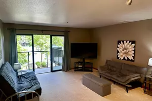 730 NW Naito Pkwy, Portland, OR 97209 - Photo 23