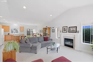 2066 NW Violet Ave, Albany, OR 97321 - Photo 11