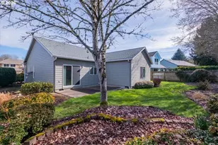 2066 NW Violet Ave, Albany, OR 97321 - Photo 39