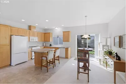 2066 NW Violet Ave, Albany, OR 97321 - Photo 15