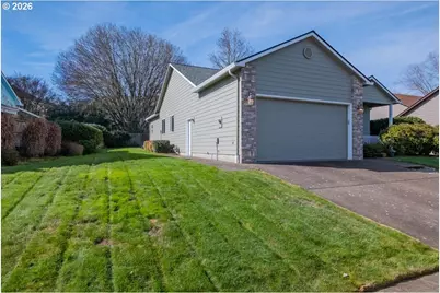 2066 NW Violet Ave, Albany, OR 97321 - Photo 3