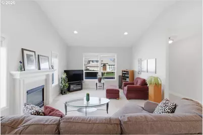 2066 NW Violet Ave, Albany, OR 97321 - Photo 9