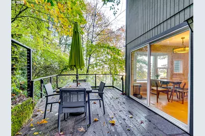 2802 NW Ariel Ter, Portland, OR 97210 - Photo 9