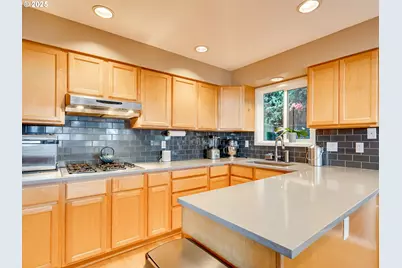 2802 NW Ariel Ter, Portland, OR 97210 - Photo 23