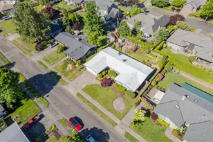 2872 Sarah Ln, Eugene, OR 97408 - Photo 15