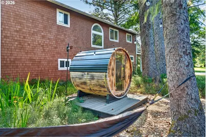 515 N Hemlock St, Cannon Beach, OR 97110 - Photo 45