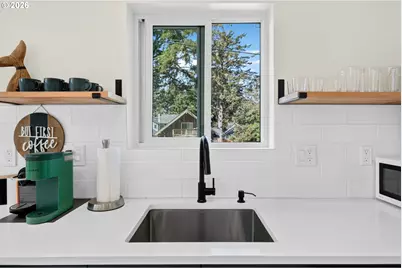 515 N Hemlock St, Cannon Beach, OR 97110 - Photo 19